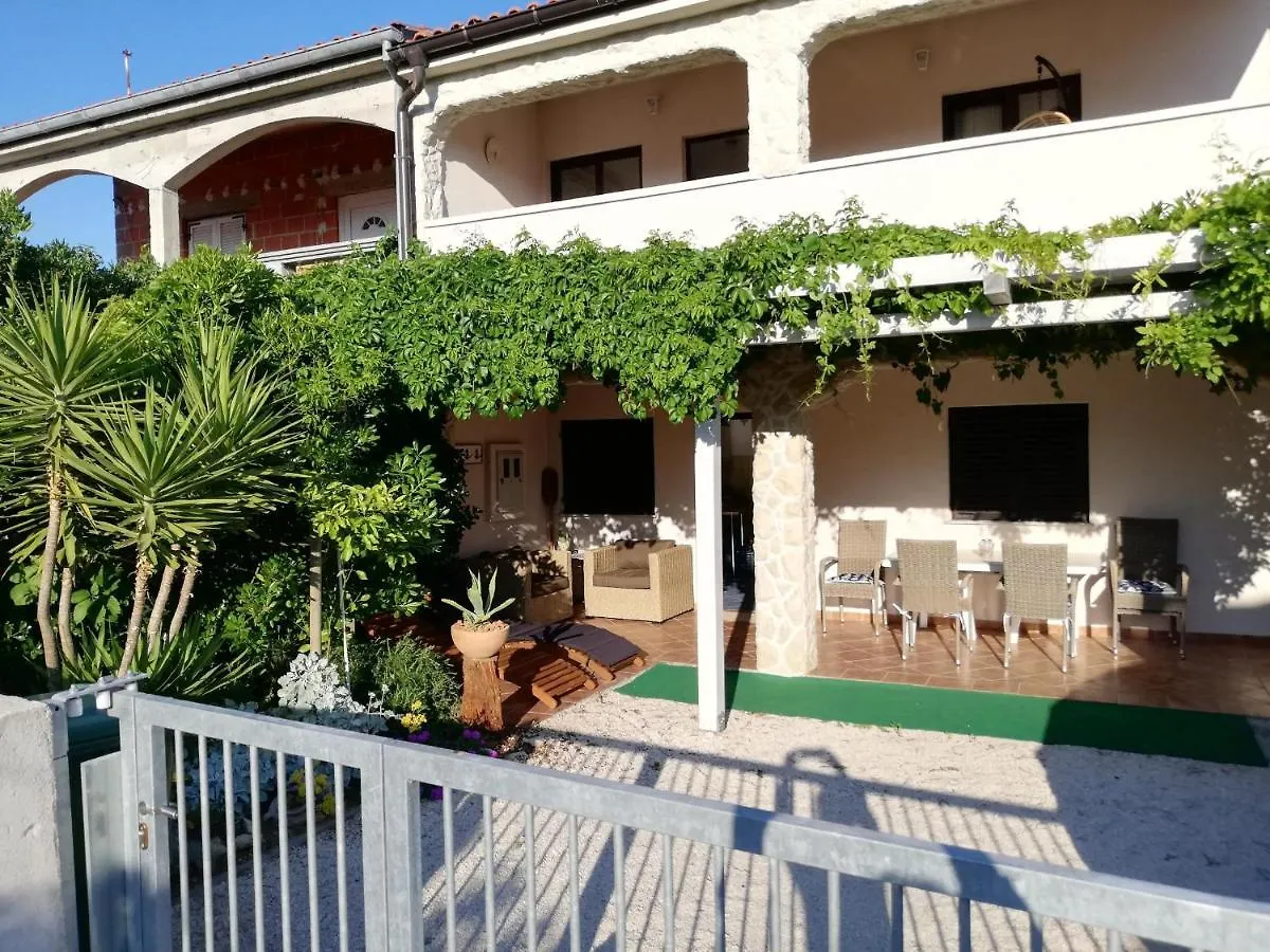 Apartment House Vir-To-All Croatia