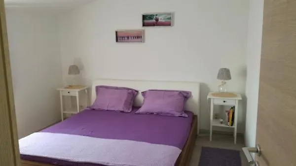 Apartment House Vir-To-All